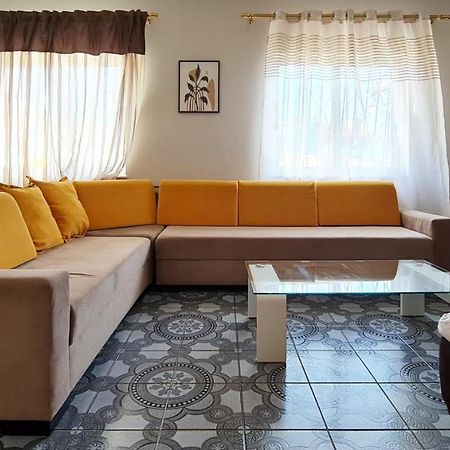 Fabio'S Apartment Vlorë 外观 照片